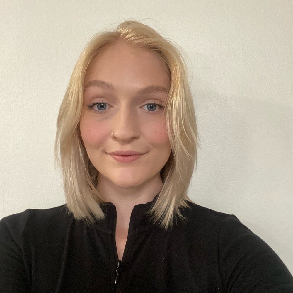 Meet your Posher, Alexina